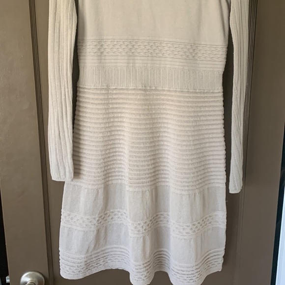 Simply Vera Vera Wang women’s sweater dress, size small - Picture 2 of 6